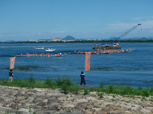 Cheering on the dragon boat race in between fishing for non-native fish species