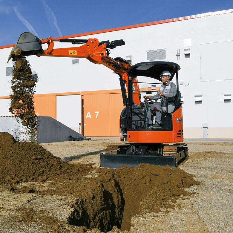 小さな建機、大きな可能性 - 日立建機