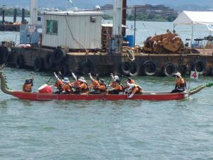 Dragon boat of the Hitachi Construction Machinery Tierra’s women’s team