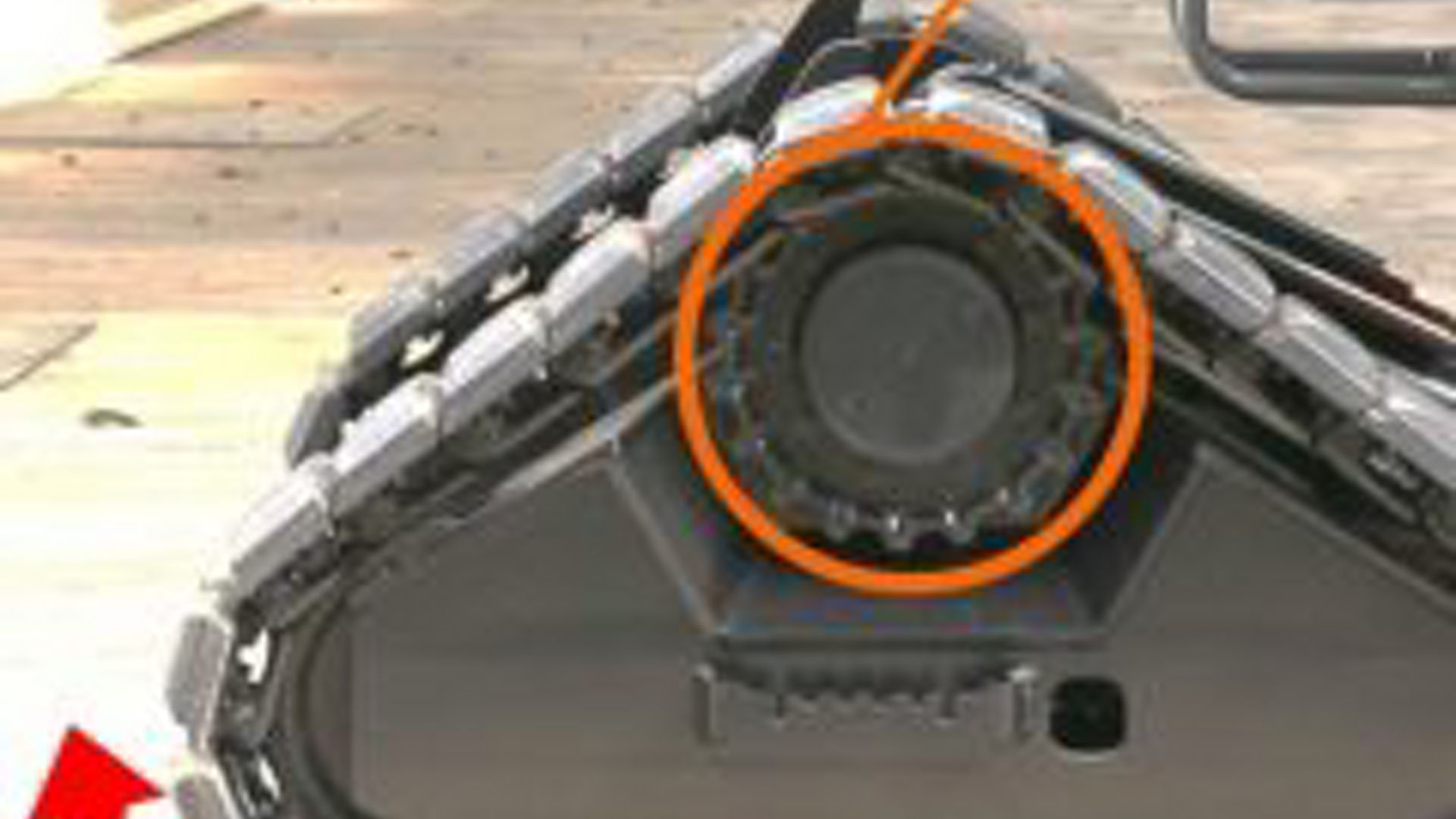 四脚クローラ方式を採用した双腕型コンセプトマシンを開発 - 日立建機