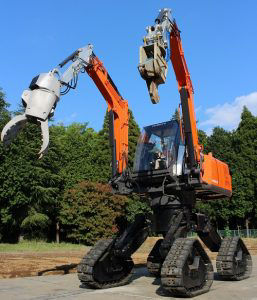 NHK総合「解体キングダム」に、日立建機の四脚クローラ方式の双腕型コンセプトマシンが登場します
