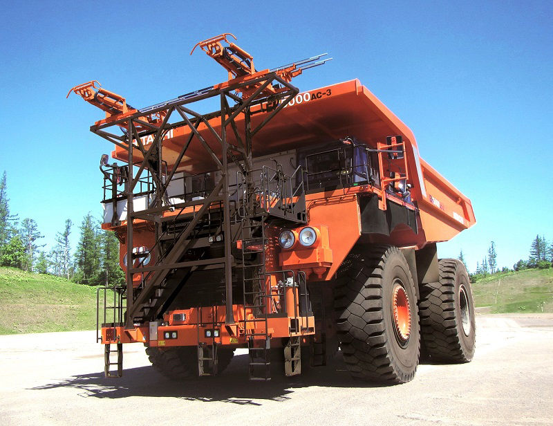 hitachi construction truck