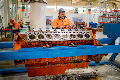 Engine repair area in the Center