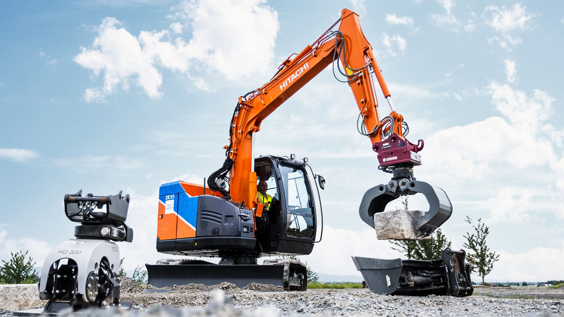 バッテリー駆動式ミニ・小型ショベルを「bauma 2022」に出展 - 日立建機