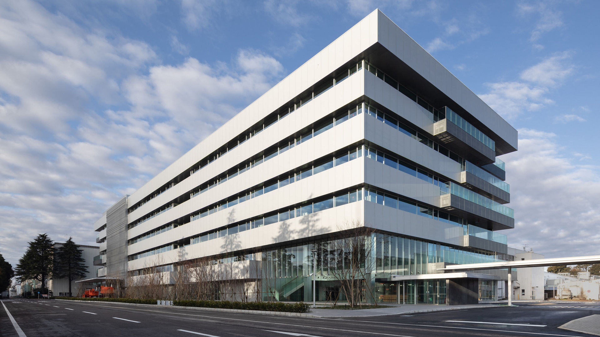 土浦工場「Orange Innovation Plaza」が「第37回茨城建築文化賞」に
