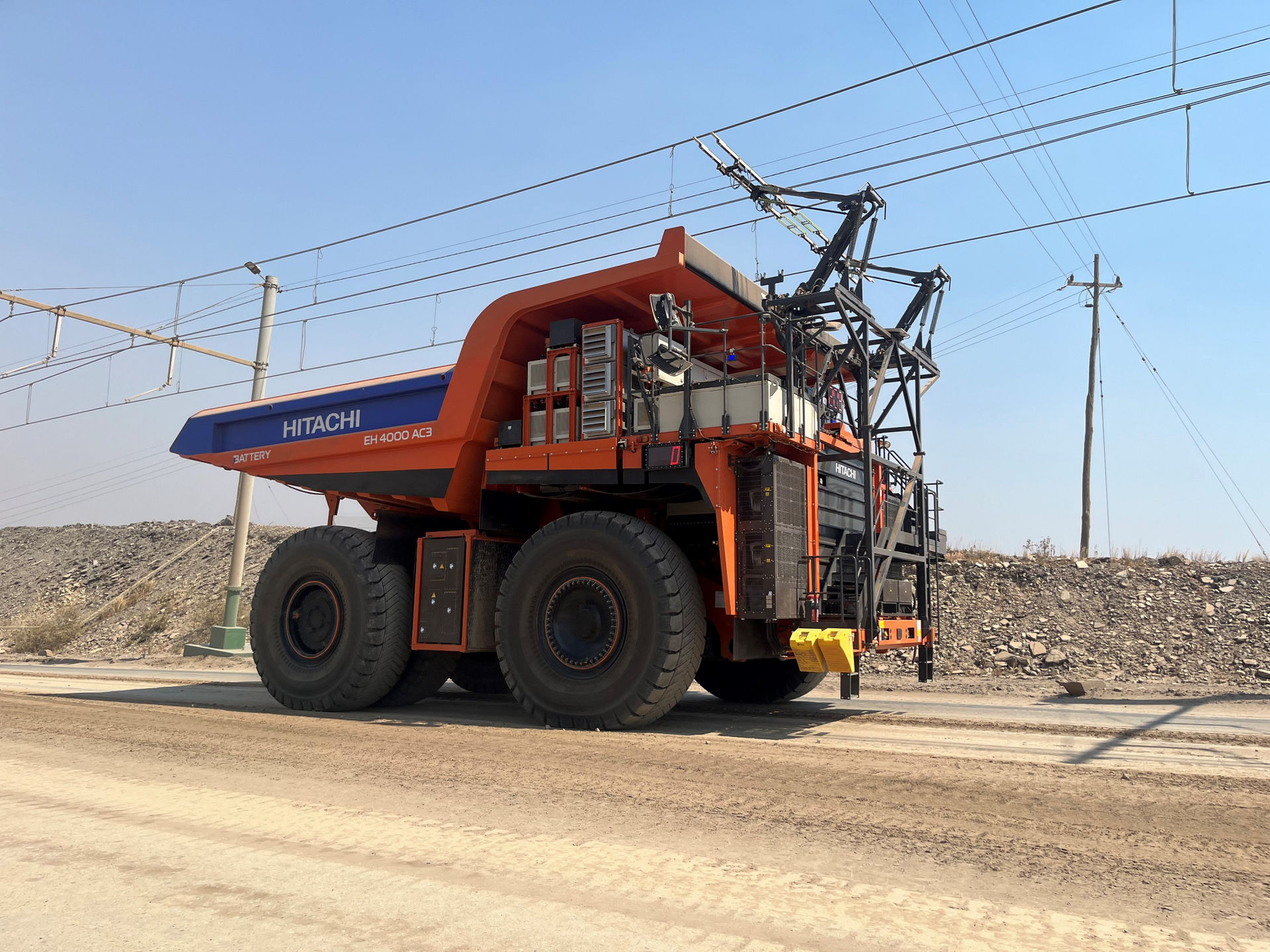 Full Battery Dump Truck