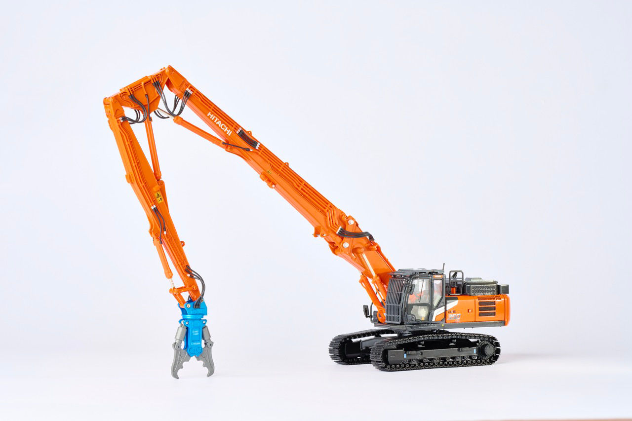 日立建機日本、数量限定「ZX350LCK-7 マルチブーム仕様機」ミニチュア