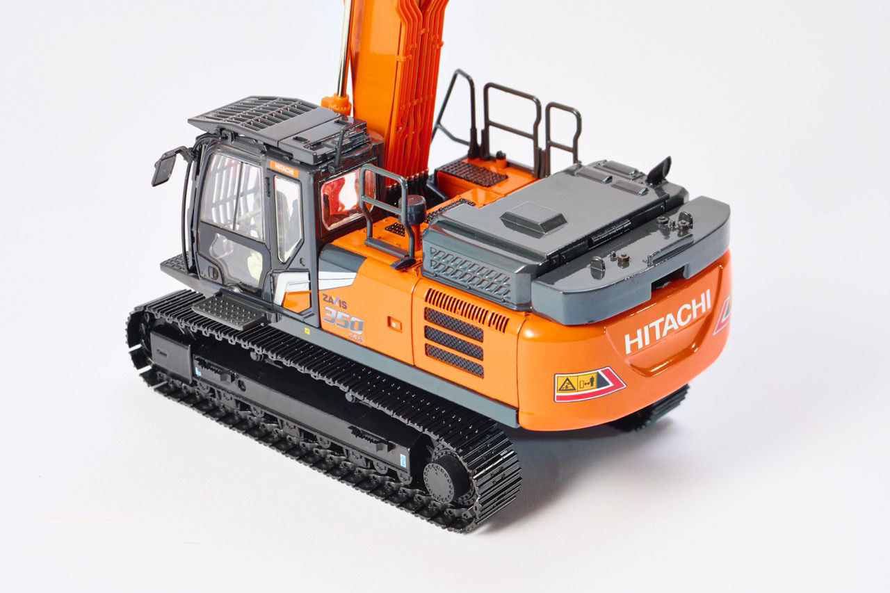 ミニチュア重機5台セット 日立建機日本、数量限定「ZX350LCK-7 マルチブーム仕様機」ミニチュア