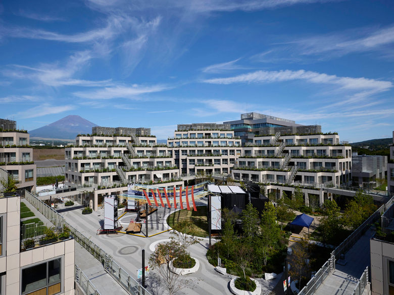 Hitachi Construction Machinery to Participate as an Inventor in