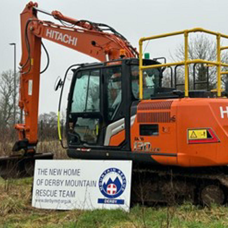 Hitachi Construction Machinery UK donate use of ZX130LCN-7 to