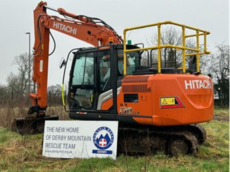 Hitachi Construction Machinery UK donate use of ZX130LCN-7 to