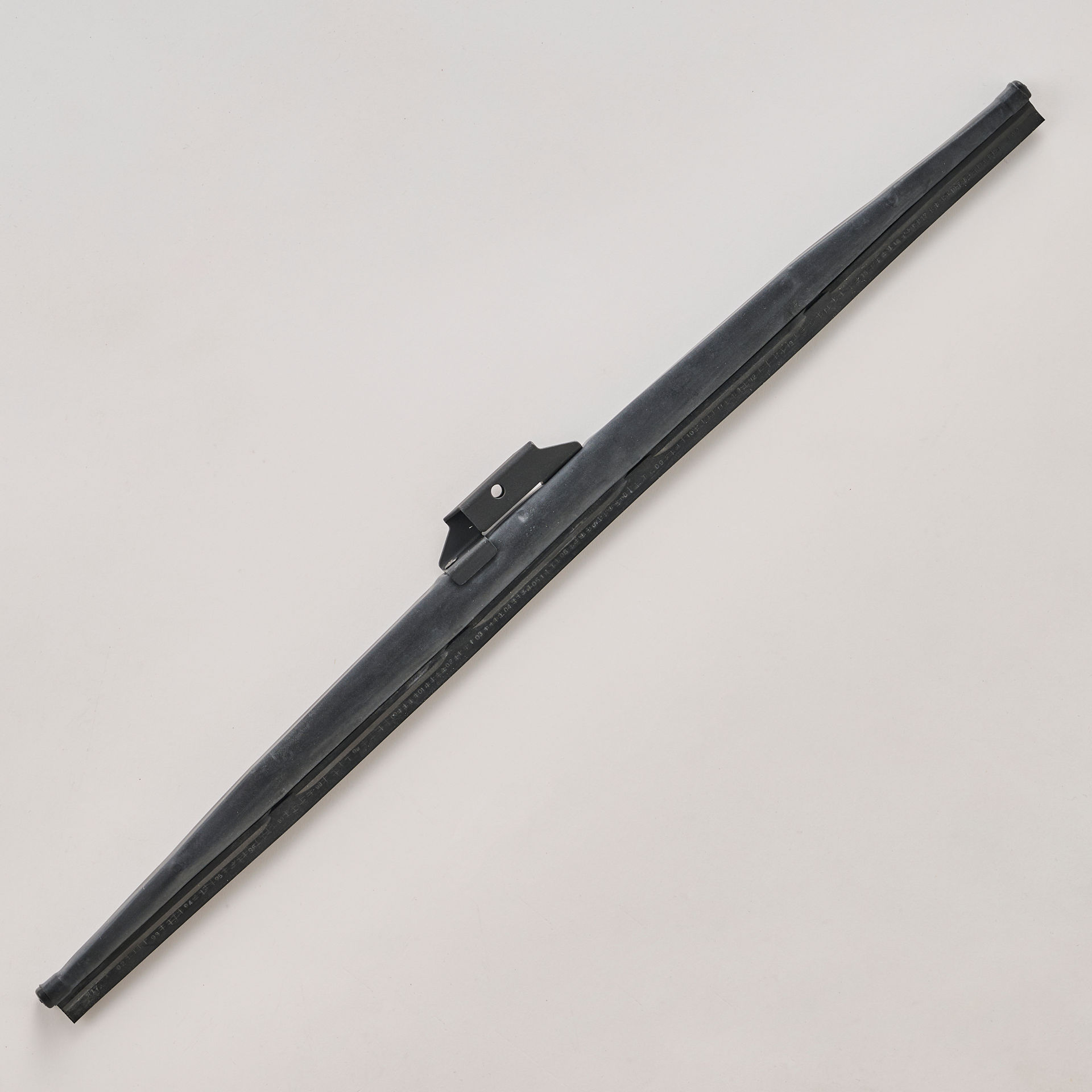 WIPER BLADE