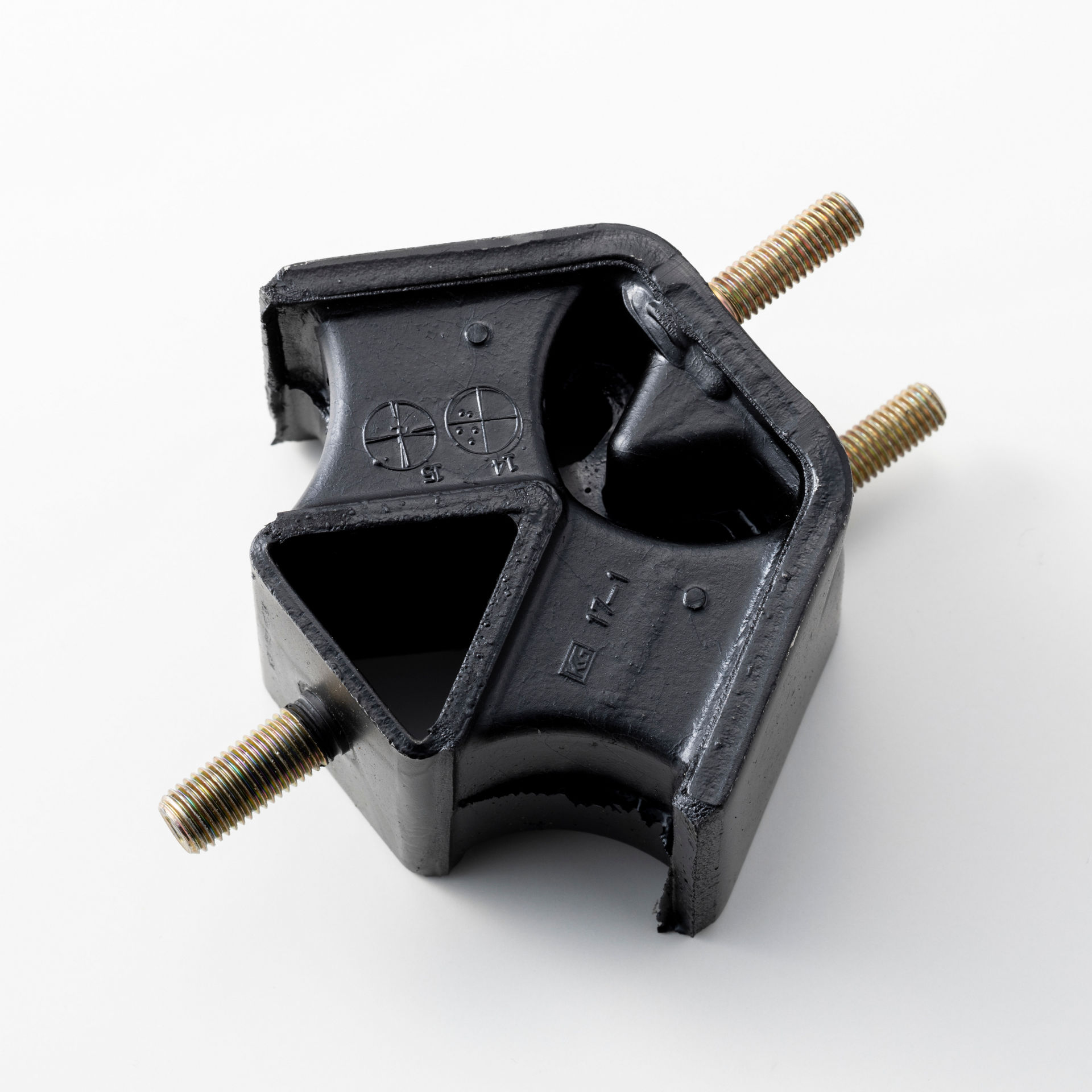 FRONT ENGINE MOUNT