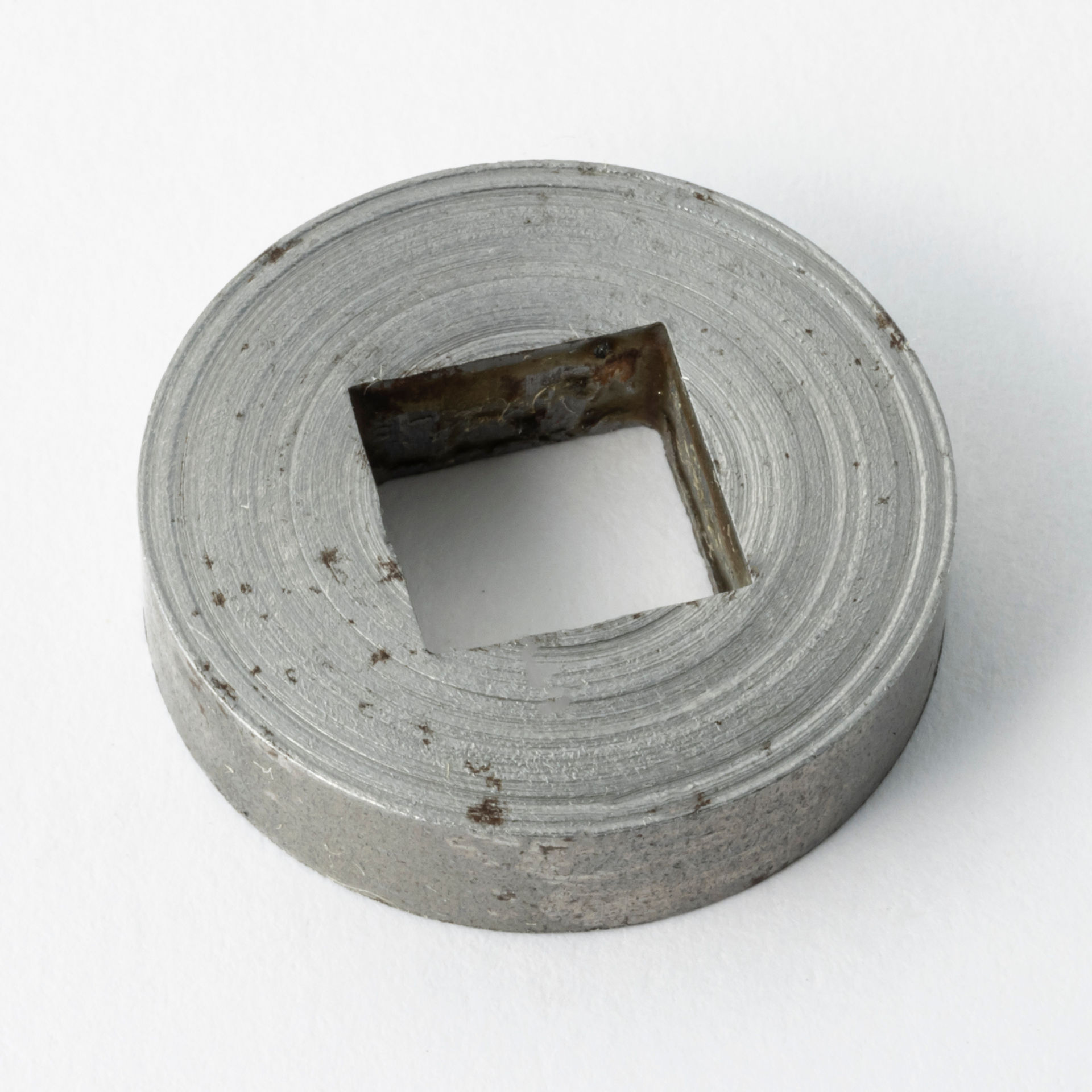 ENGINE DOOR LOCK WASHER