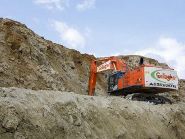 9J6A8545-378x278:4-3