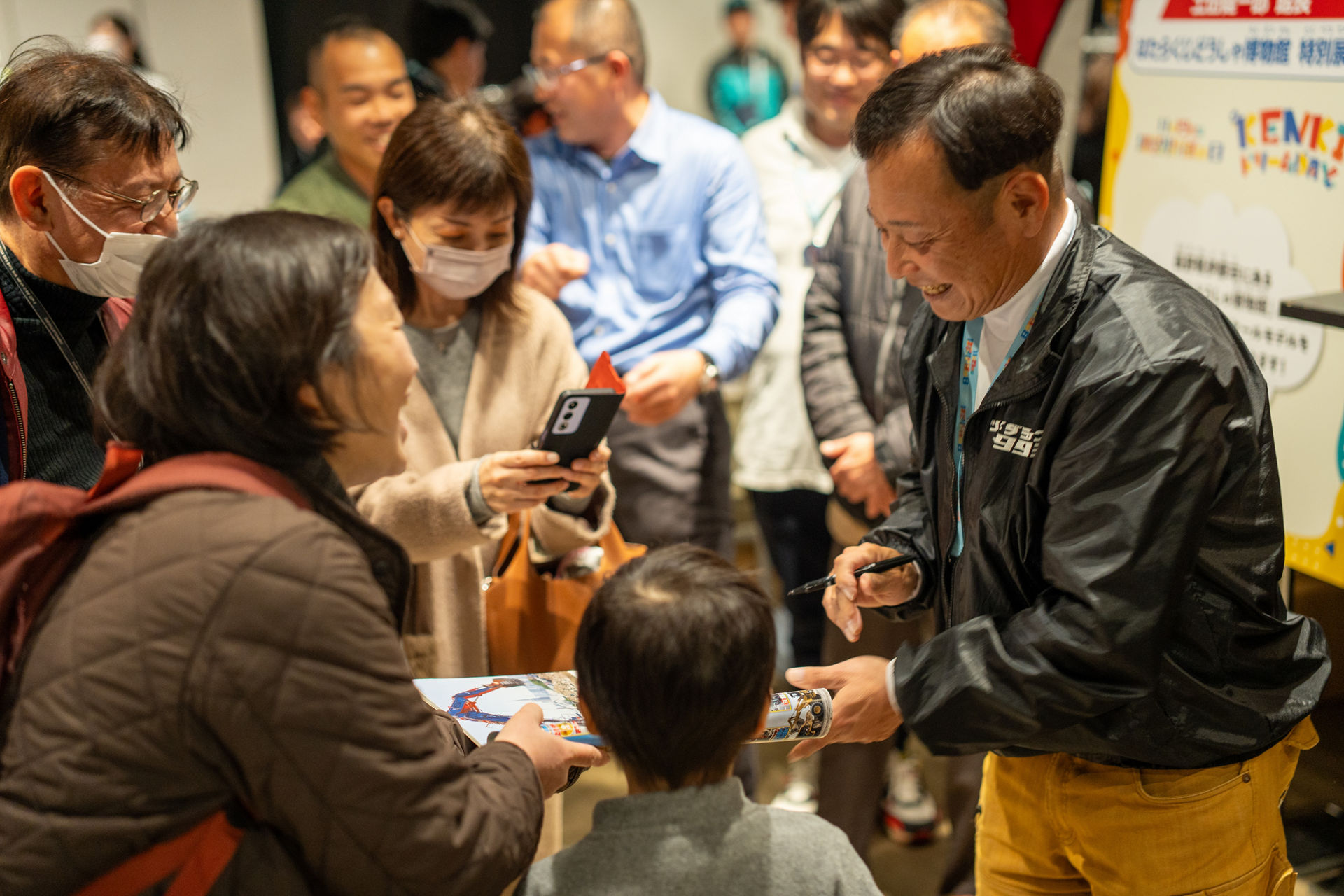 スペシャルゲストトークに主演したはたらくじどうしゃ博物館𡈽田館長