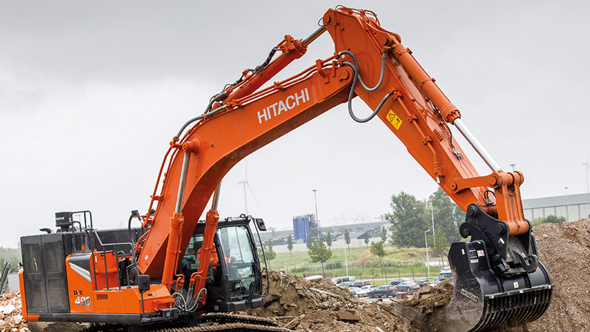 Increase your safety with Zaxis-7 large excavators - HitachiCM Europe