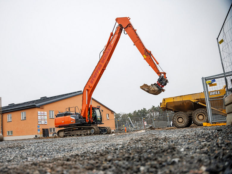 Hitachi-ZX350LC-7-SLF-steffes-