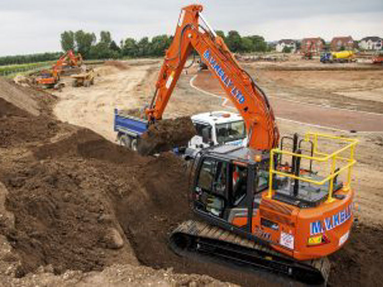 ミッケ First Hitachi ZX130-7 in Europe delivers ultimate in comfort and