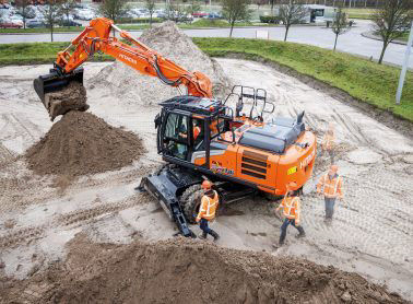 Hitachi_ZX220W-