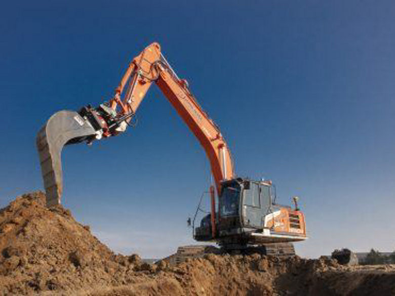 Hitachi_ZX250_4-378x278:4-3