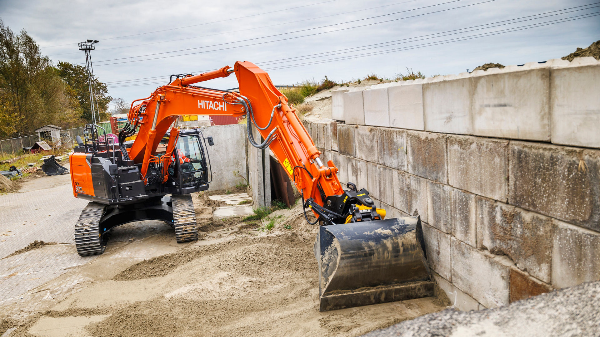 Introducing our largest short-tail swing Zaxis-7 excavator