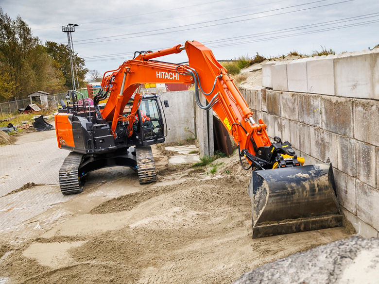 Introducing our largest short-tail swing Zaxis-7 excavator
