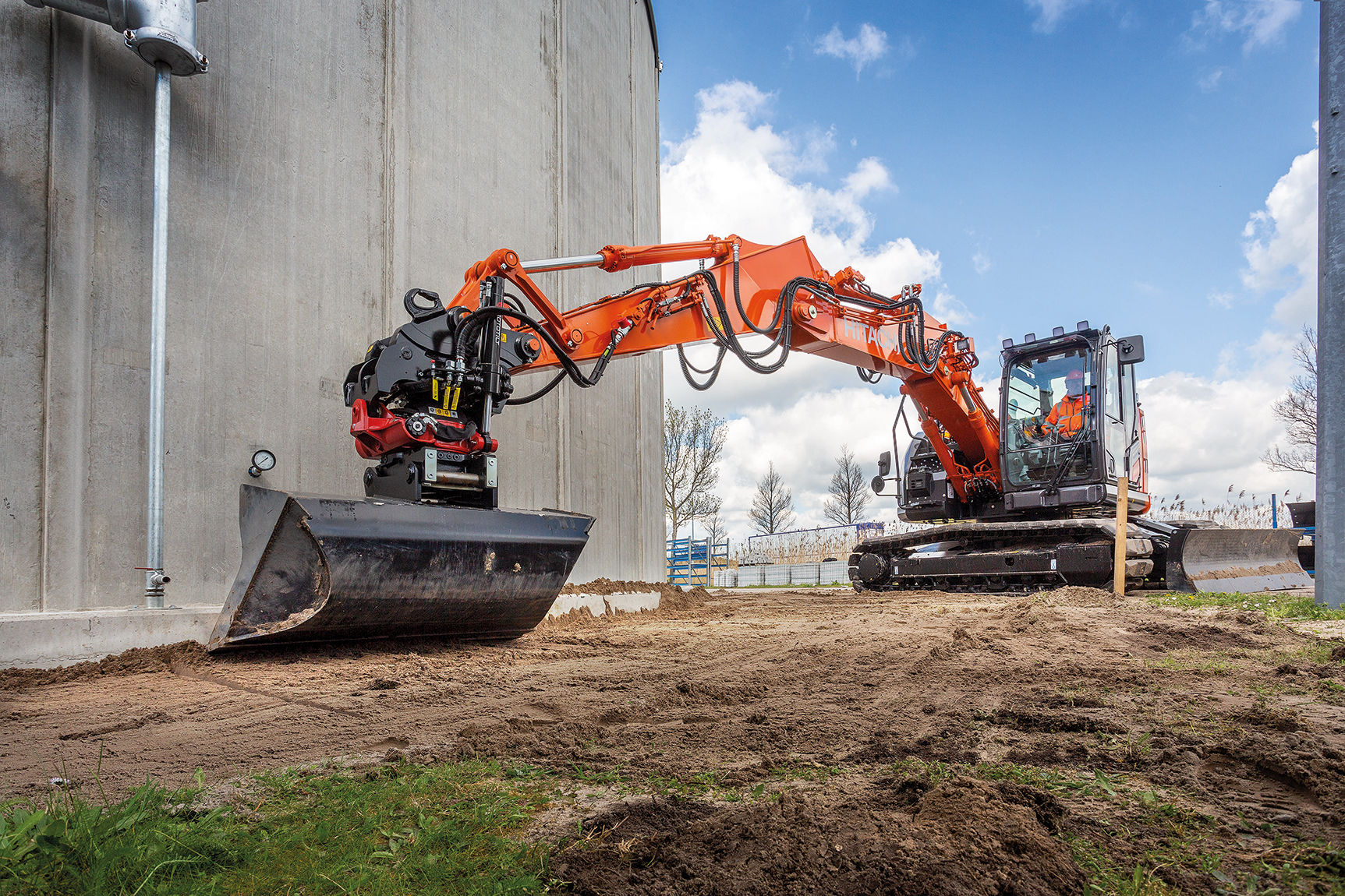 How to become a construction machinery operator - HitachiCM Europe