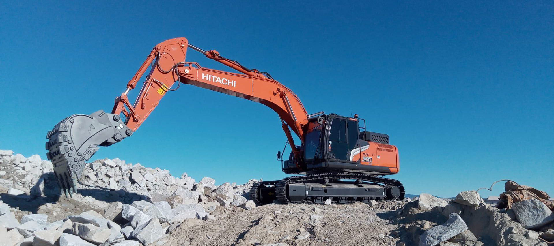 Portuguese quarry renews its trust in Hitachi with new Zaxis-7 