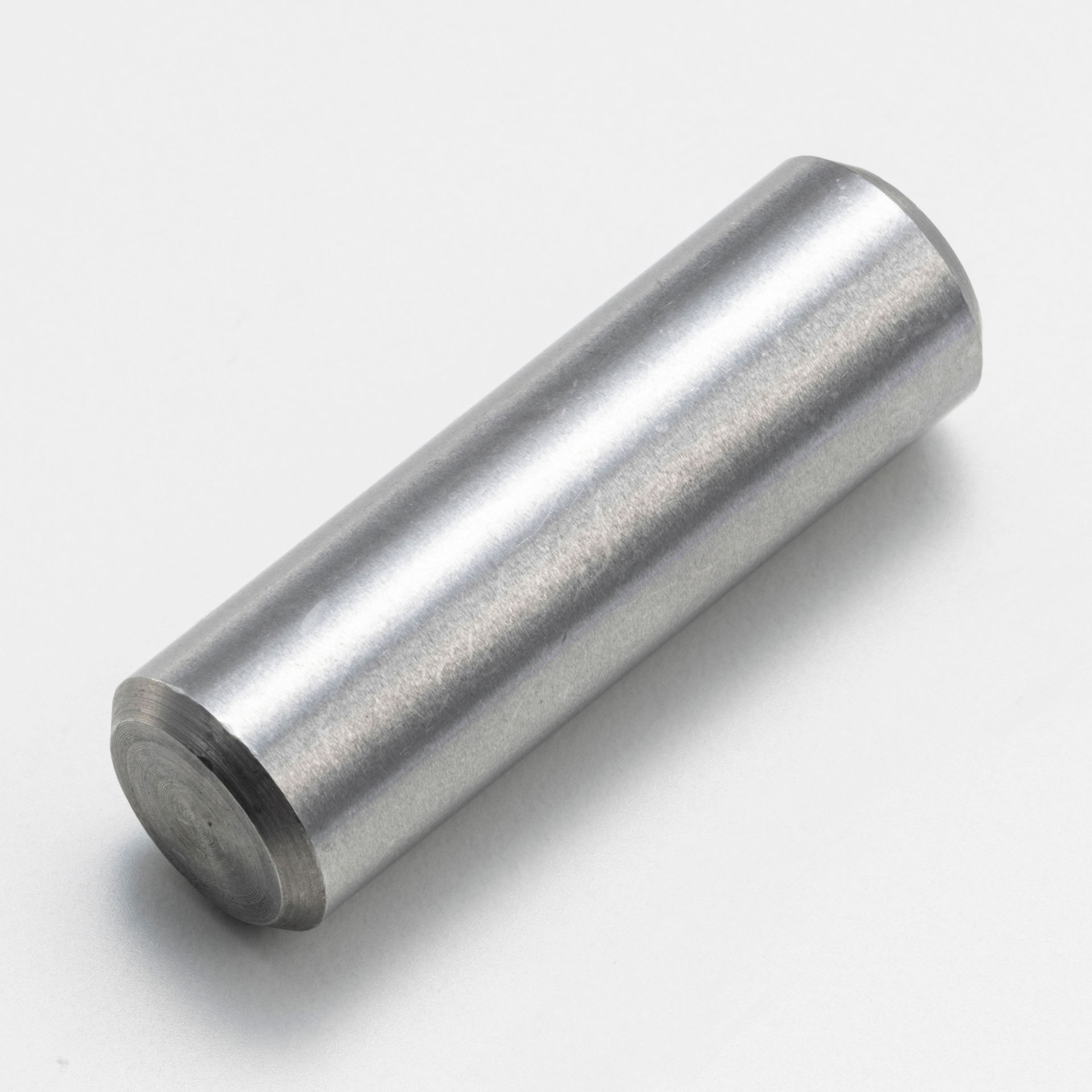 FRONT WHEEL BEARING KNOCK PIN