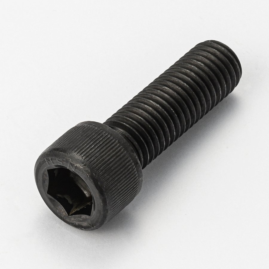 Hitachi part M341445, BOLT;SOCKET
