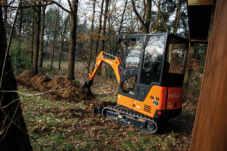 ZX19-6 Minigravers - Hitachi CM Nederland