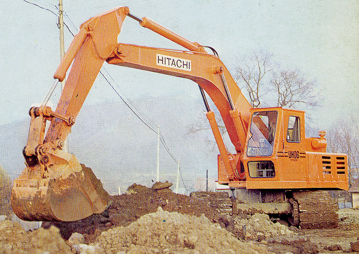 Launched UH06 as the first mid-class hydraulic excavator in the industry.