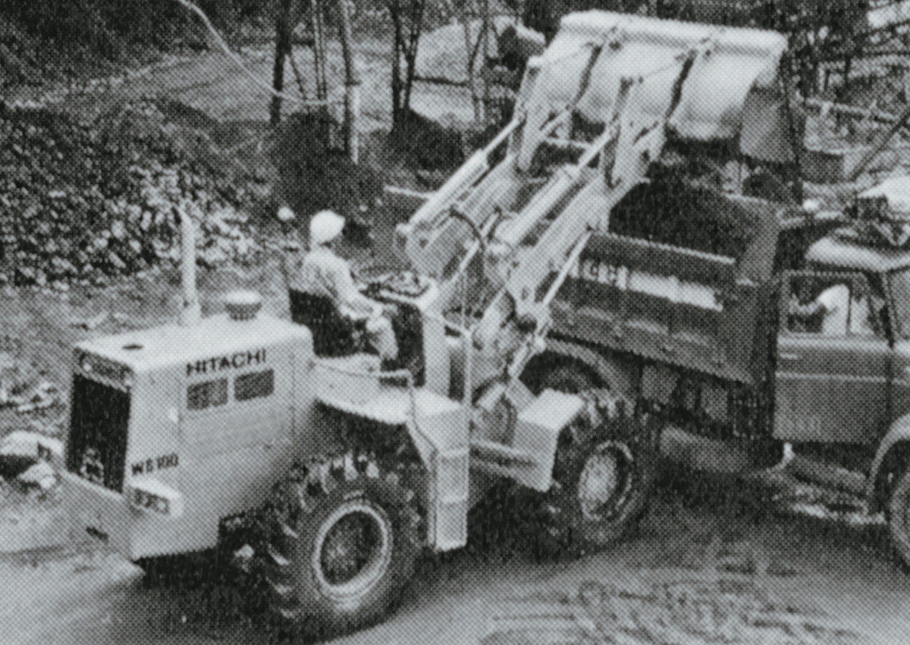 Launched WS100 articulated wheel loader.