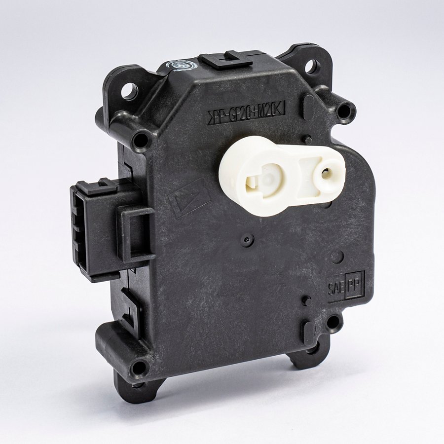 Hitachi part XB00001059, Motor
