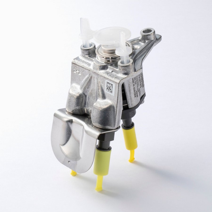Hitachi part YA00017596, INJECTOR;UREA