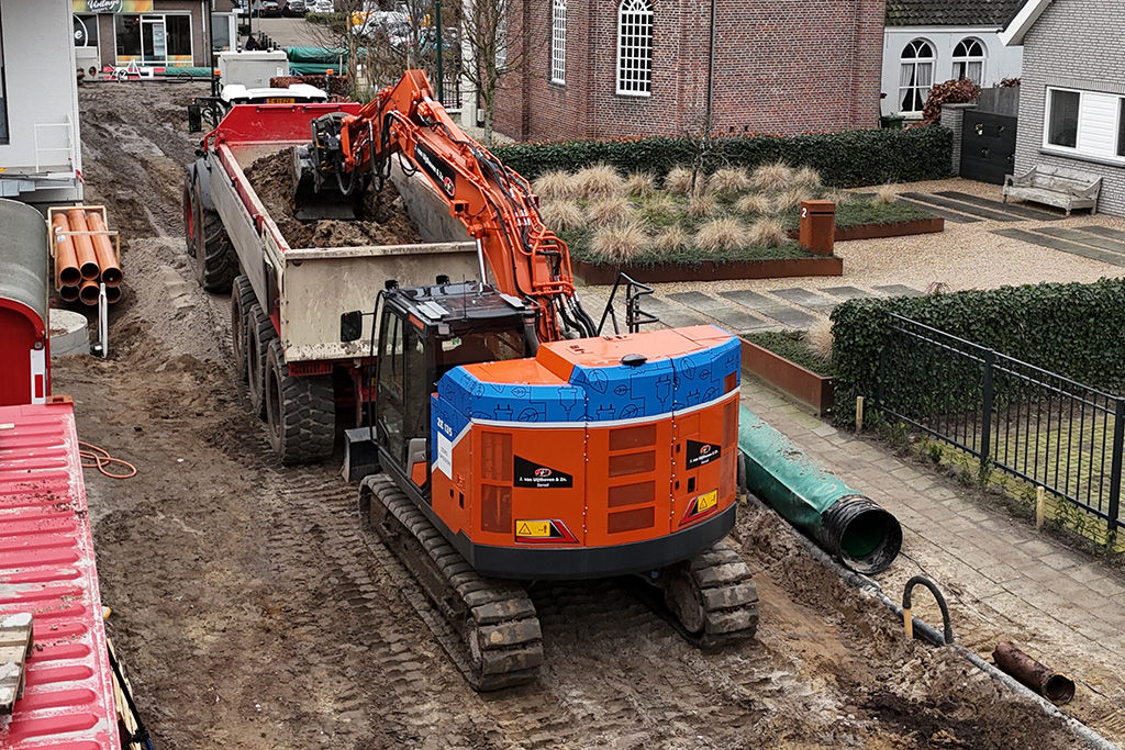 ZE135 Middelgrote graafmachines - Hitachi CM Nederland