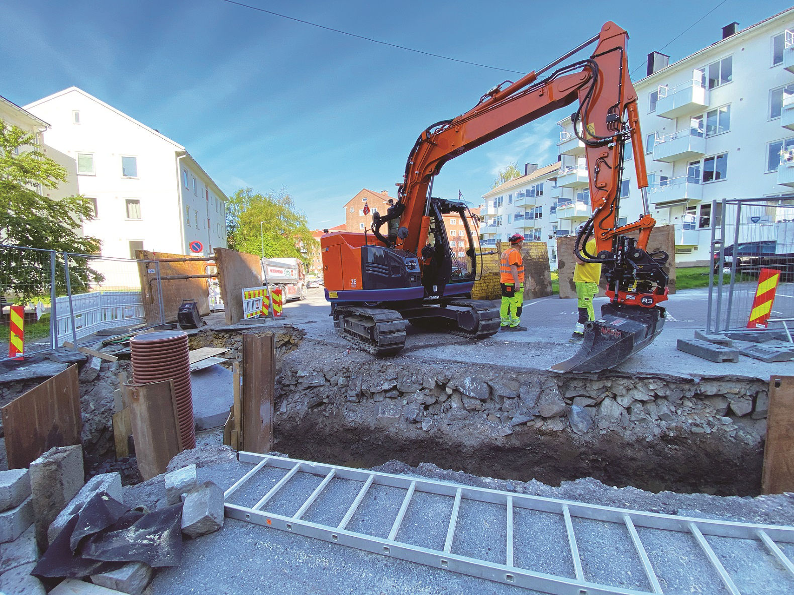  Battery-powered Excavator ZE85 