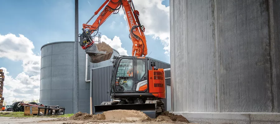 Hitachi ZX135US-7