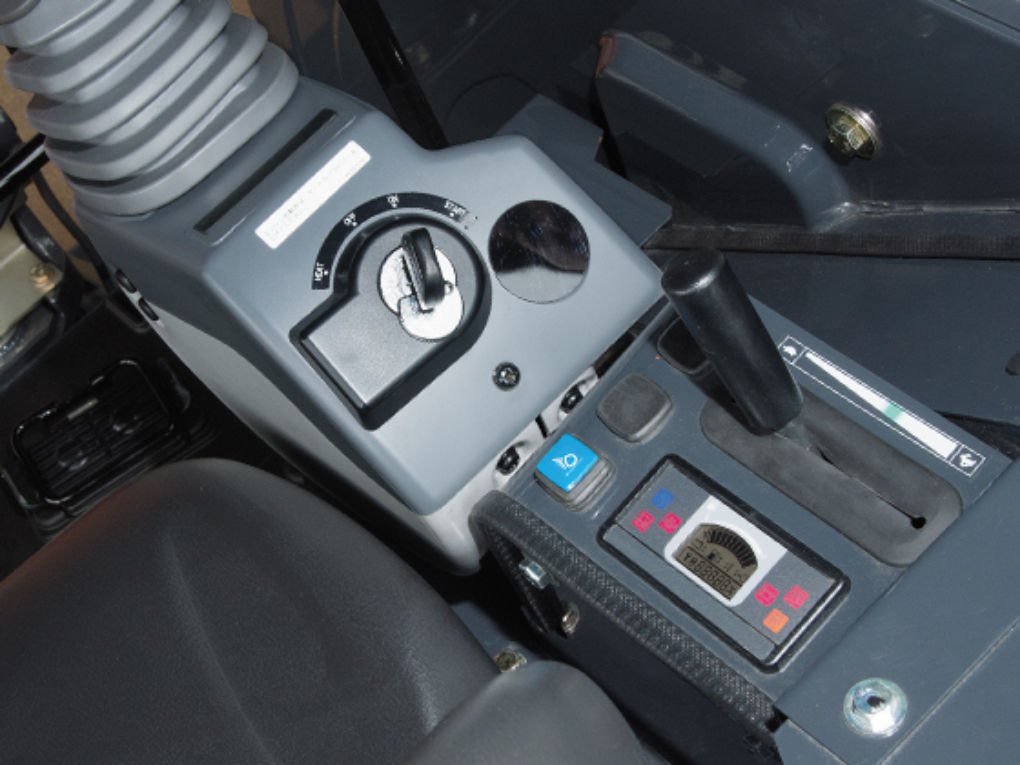 ZX20U-5A 製品特長 - 日立建機日本