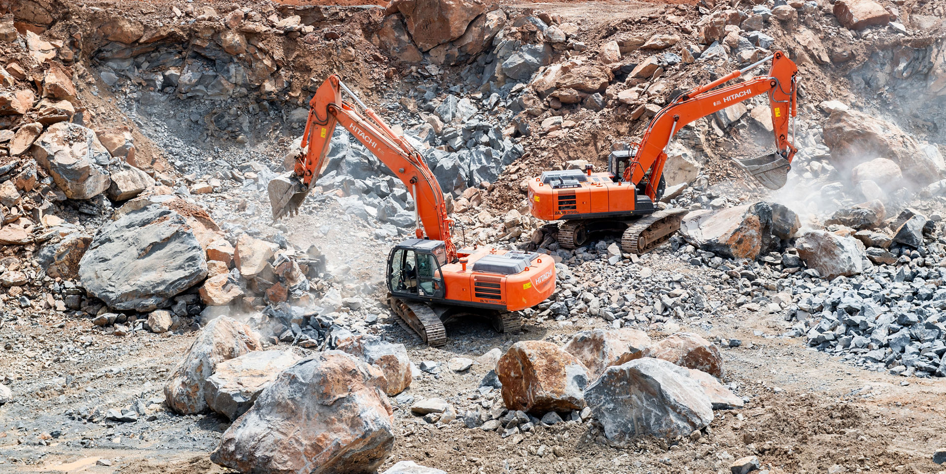 Medium Excavators - Hitachi Construction Machinery MENA