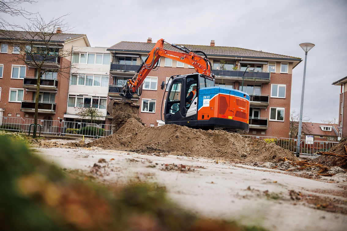 バッテリー駆動式ショベル