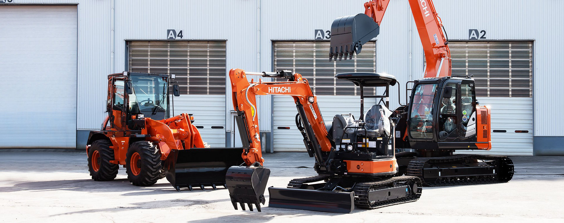HITACHIけん引き対応万能機 ZX240-7 標準機 - 日立建機日本