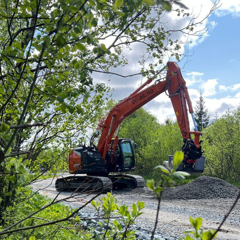 Hitachi excavators get to work on unique mountainside project
