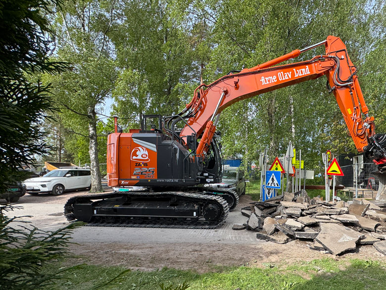 HITACHI フィッシュロースター ER-AW3 New and well-equipped Hitachi wheeled excavators - HitachiCM Europe