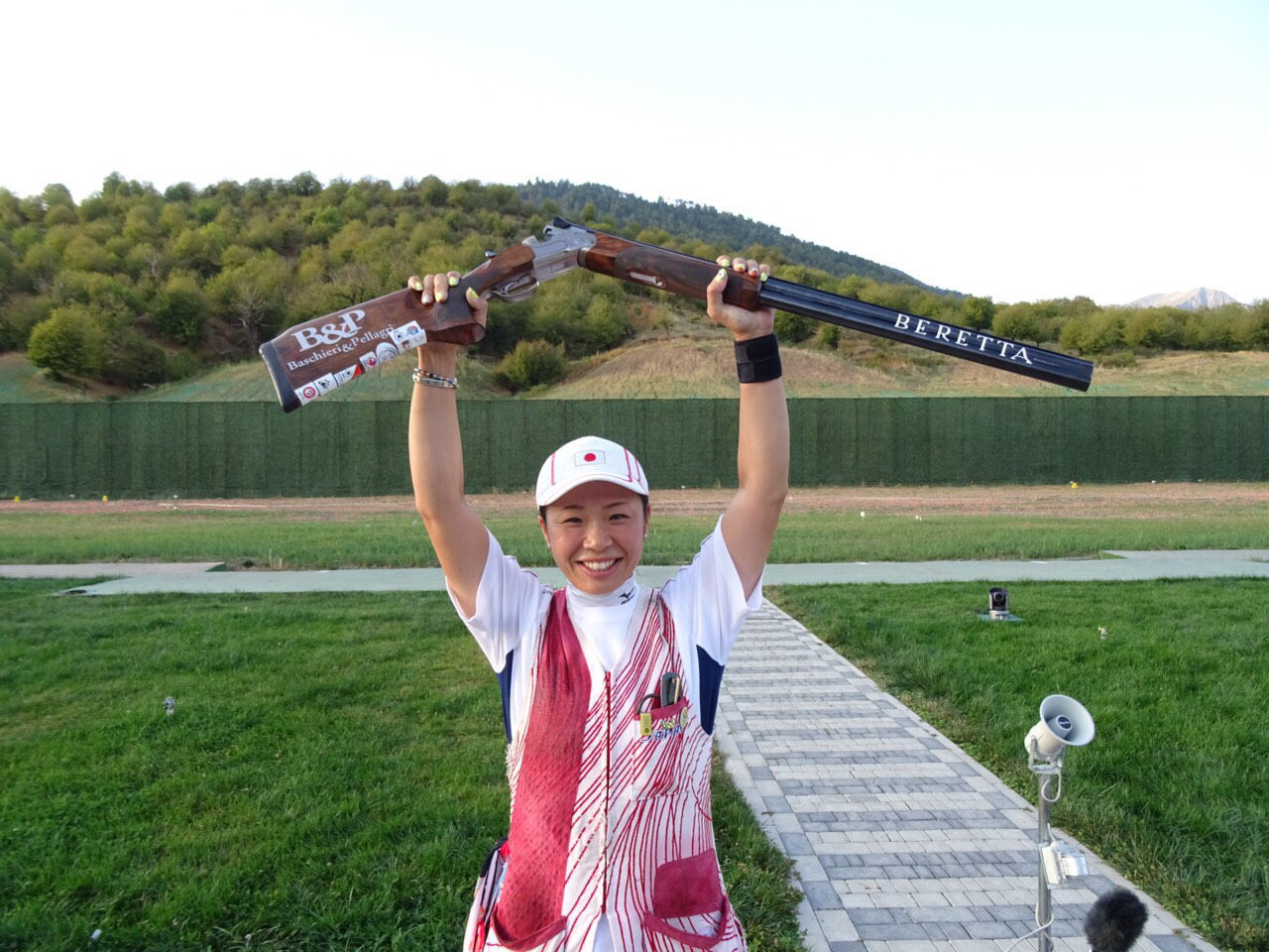 決勝直後の中山選手 （写真提供/日本クレー射撃協会）