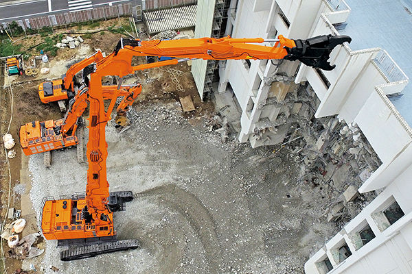 ZX1800K-3 - 日立建機日本