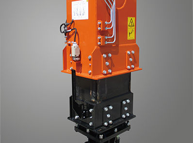ZX135US-6 - 日立建機日本