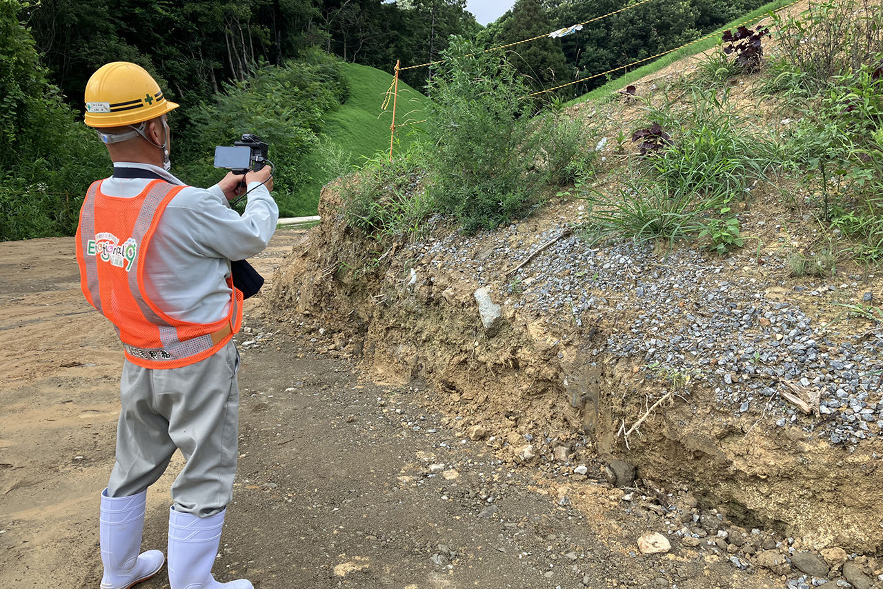 Solution Linkage Survey Advanced 版による撮影の様子