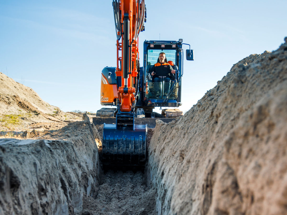 ZX95US-USB-7 Medium Excavators - HitachiCM Europe